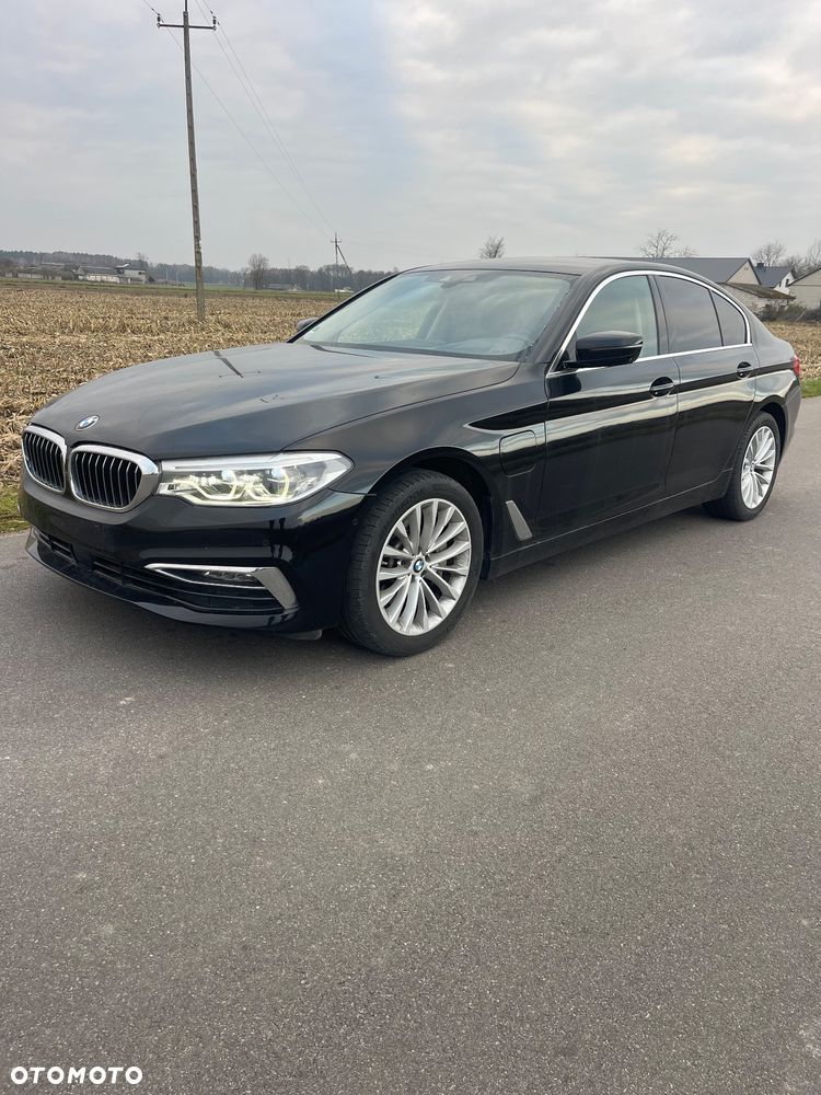 BMW Seria 5 530e iPerformance GPF Luxury Line - 1