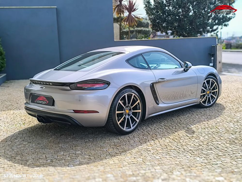 Porsche 718 Cayman - 4