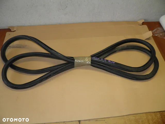 USZCZELKA DRZWI MAN TGE VW CRAFTER 2022r