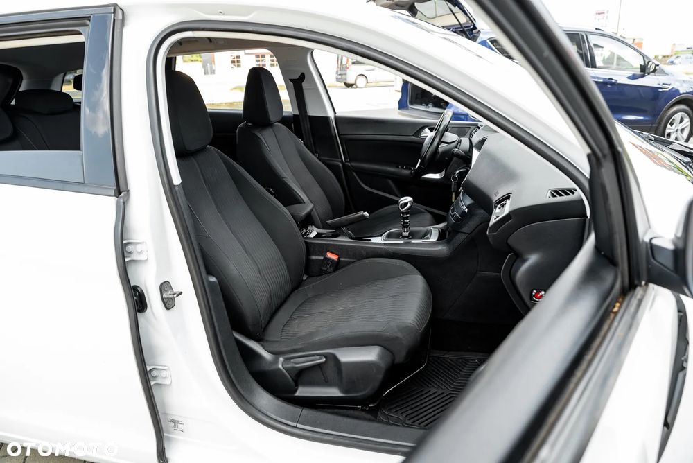 Peugeot 308 PureTech 130 Stop & Start Winter Edition - 20