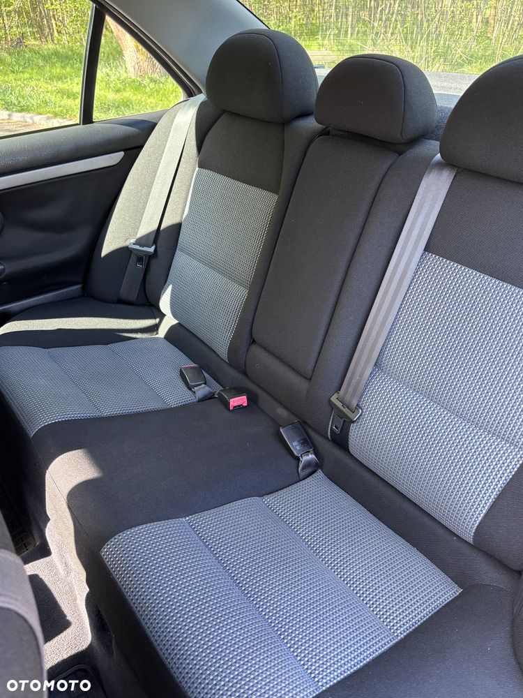 Peugeot 406 Tendance - 8