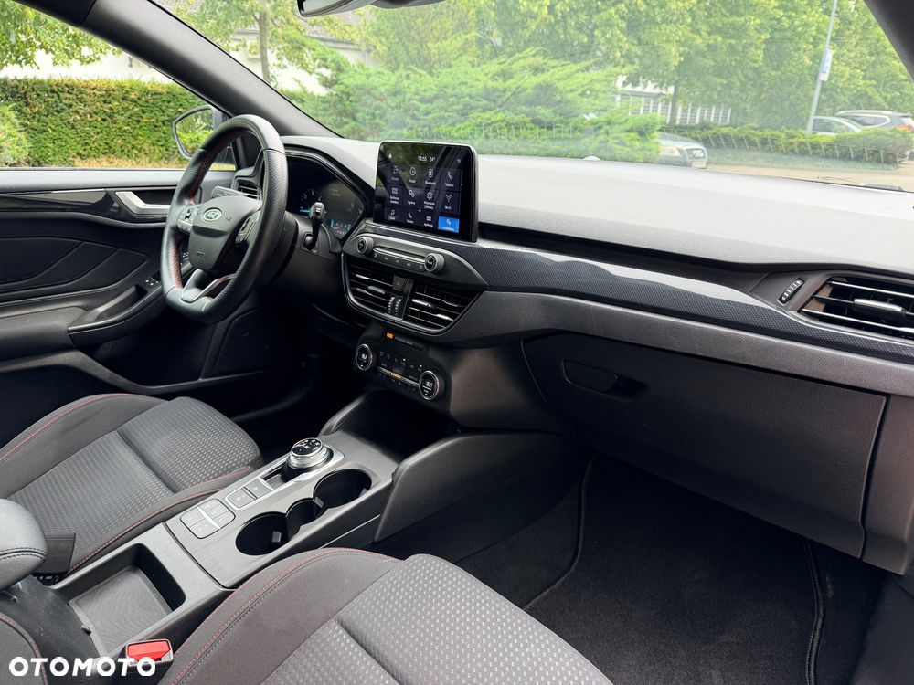 Ford Focus - 29