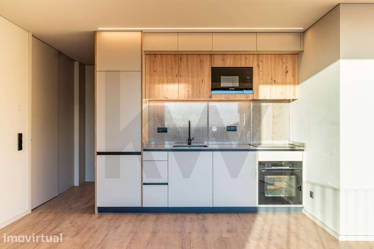 ​​​​​​​Apartamento T2 junto ao Hospital Santos Silva, em Vila Nova de - Grande imagem: 2/20