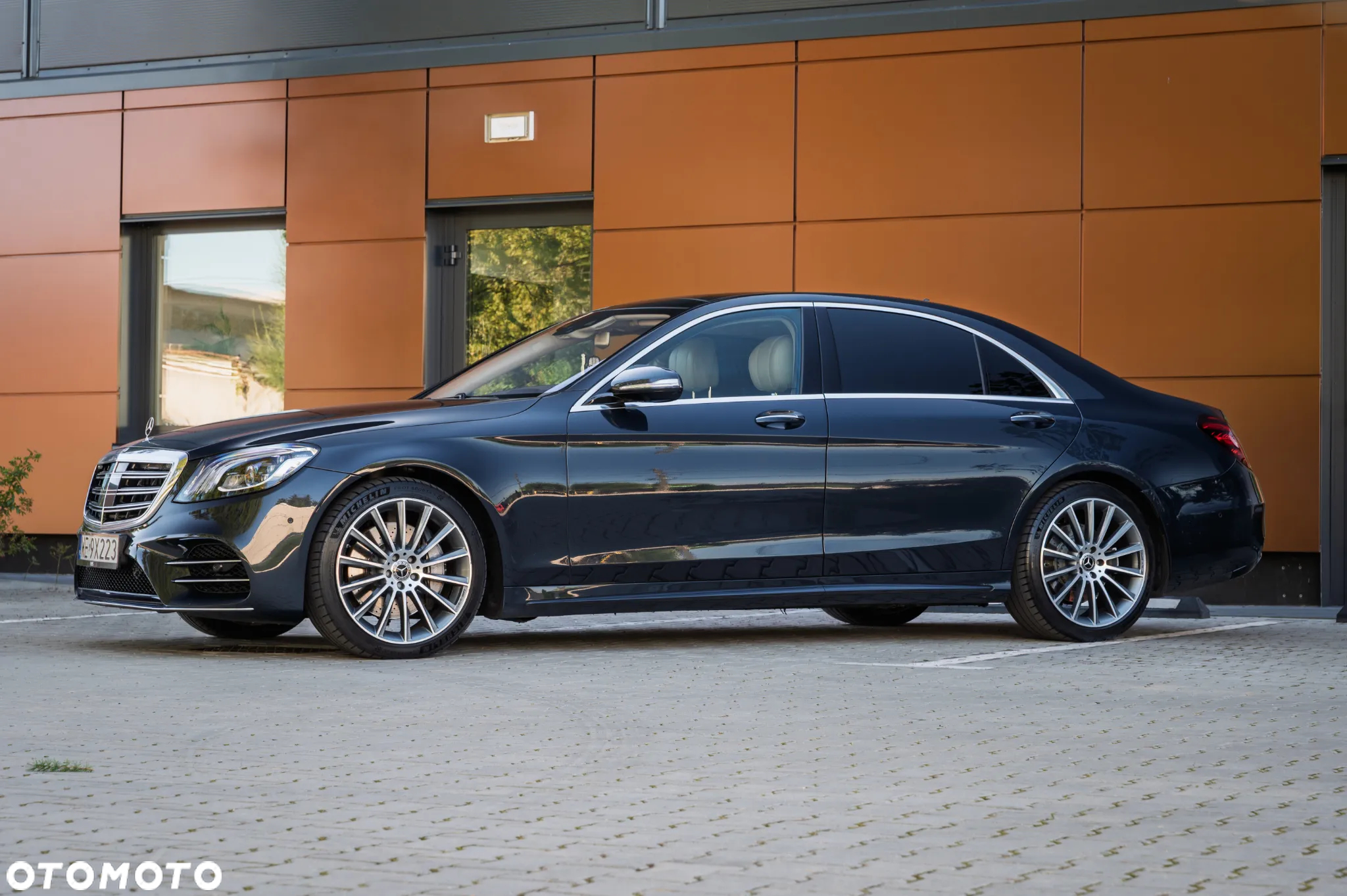 Mercedes-Benz Klasa S 400 d 4-Matic L 9G-TRONIC - 2