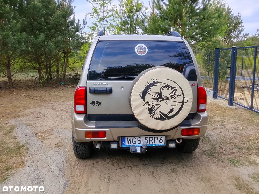 Suzuki Grand Vitara 2.0 - 5