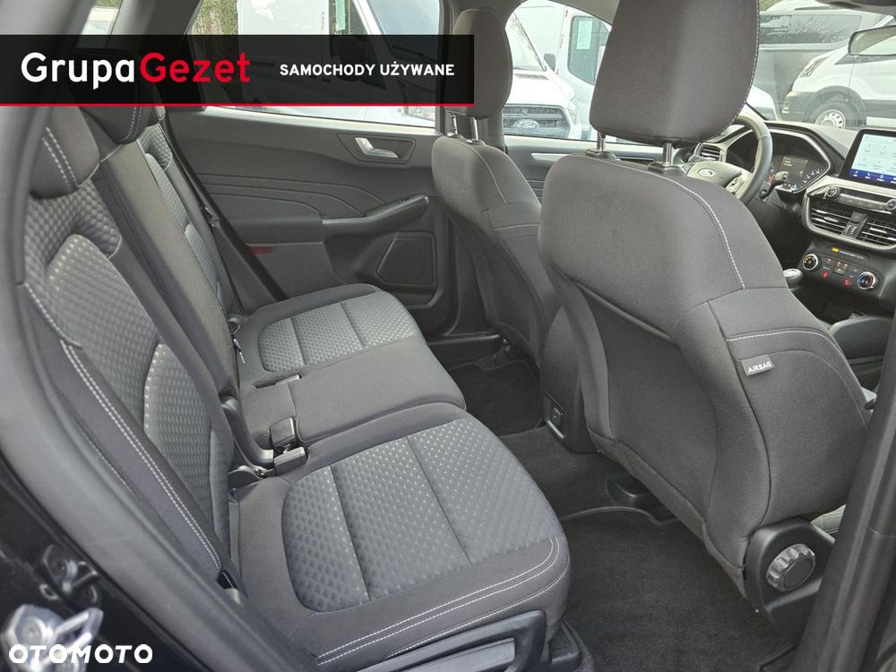 Ford Kuga - 31