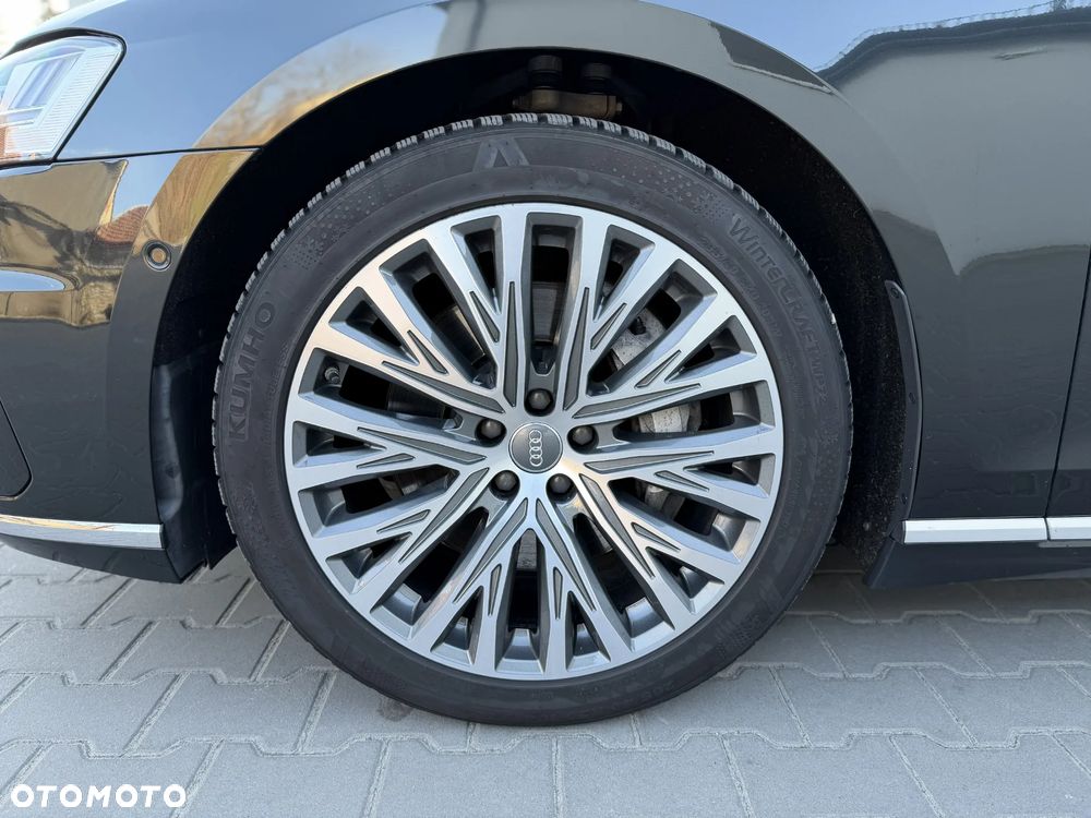 Audi A8 55 TFSI quattro tiptronic - 32