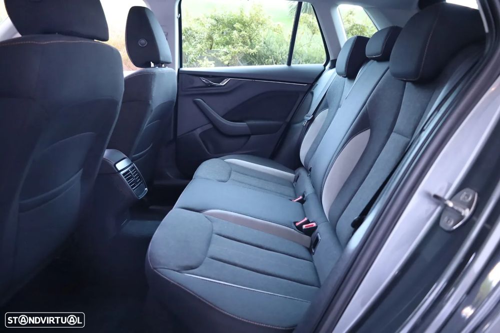 Skoda Kamiq 1.0 TSI Style - 51