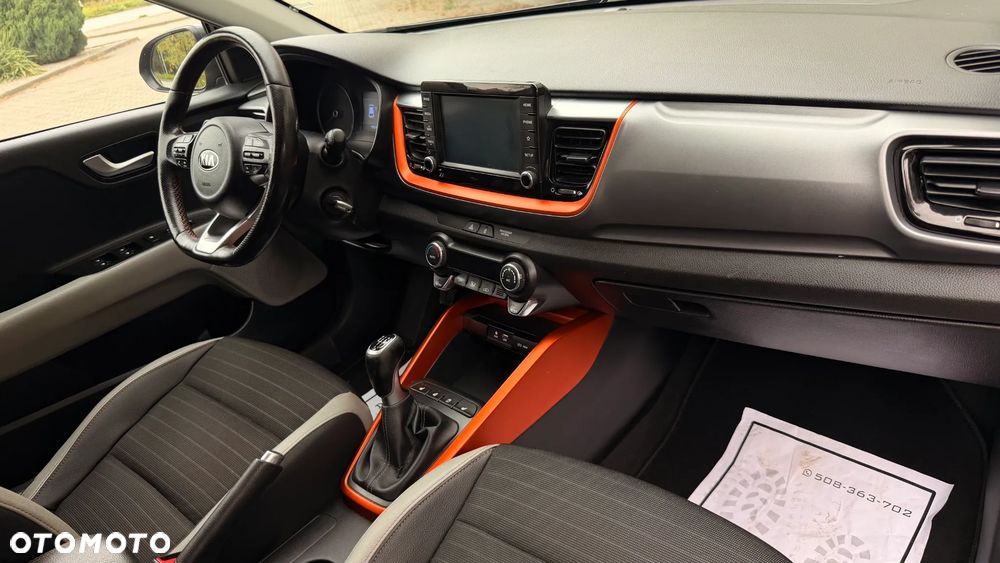 Kia Stonic - 26