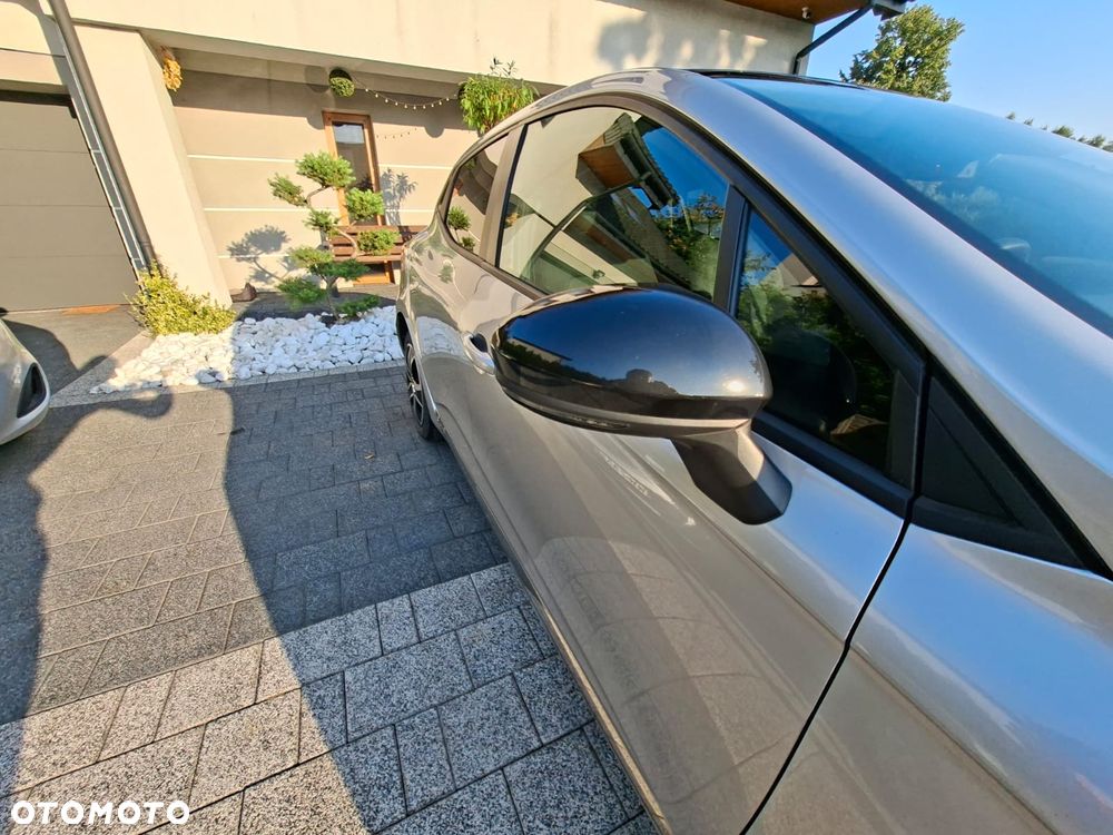 Renault Clio 1.0 TCe Techno - 11