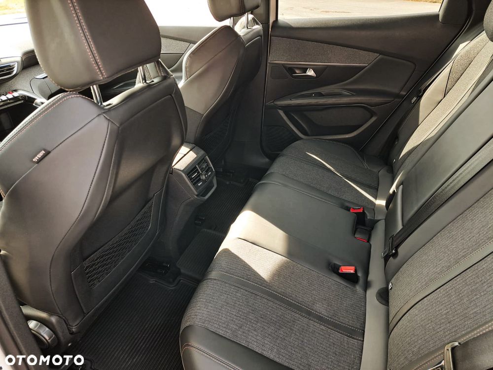 Peugeot 3008 HDi FAP 150 Platinum - 8