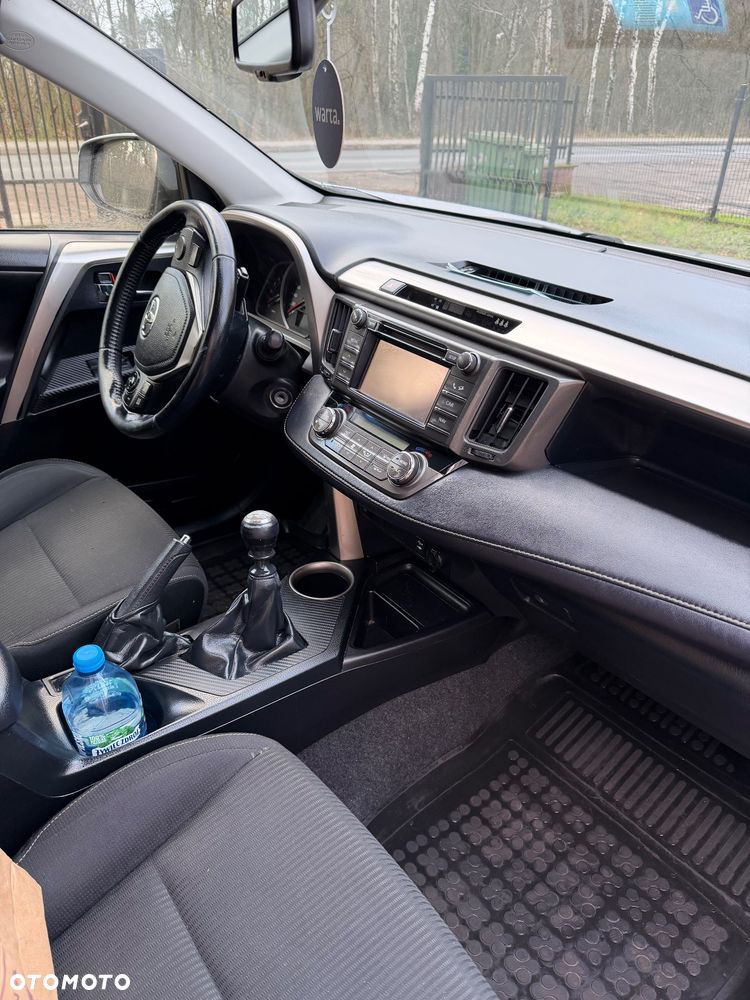 Toyota RAV4 2.0 D-4D Premium 4x2 - 12