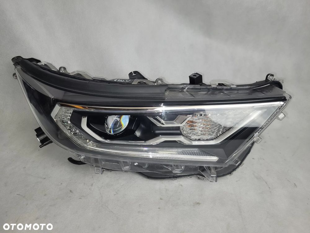 TOYOTA RAV4 V - LAMPA PRZEDNIA PRZÓD FULL LED PRAWA - 5
