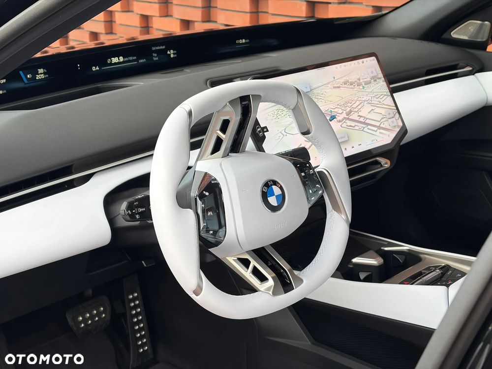 BMW i3 50 xDrive 113.4kWh - 25