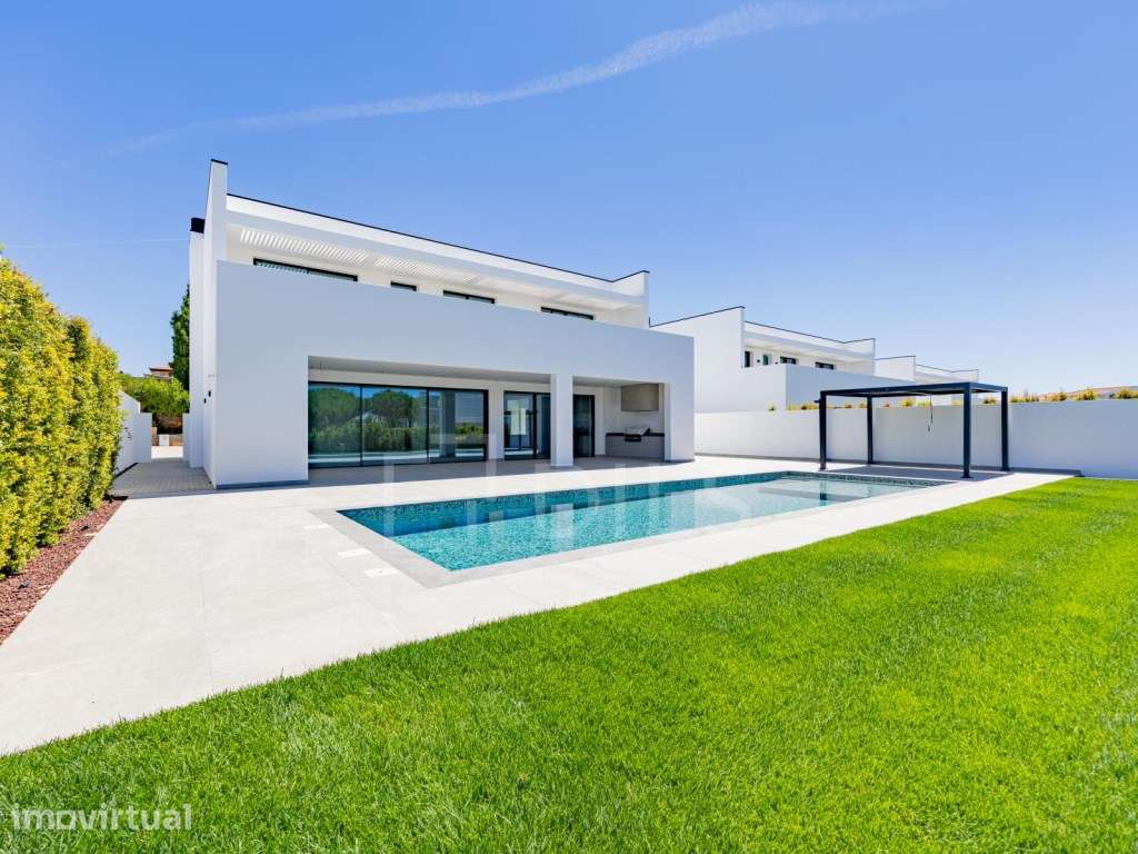 Moradia T4 com piscina, em novo condomínio, em Vilamoura - Grande imagem: 2/120