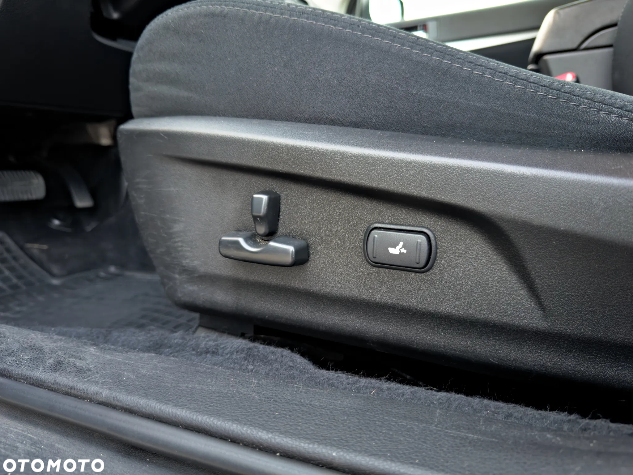 Subaru Outback 2.5i Lineartronic Active - 27