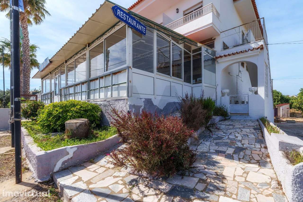 Moradia e Restaurante para venda localizado na EN 125 em Altura - Opor - Grande imagem: 4/60