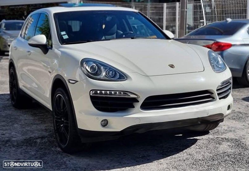 Porsche Cayenne S - 1