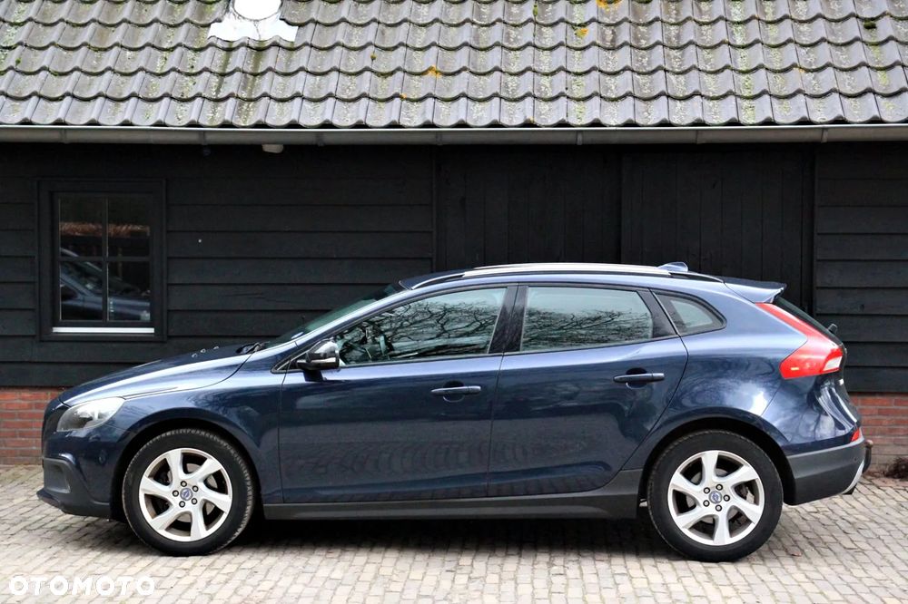 Volvo V40 Cross Country T4 Momentum - 29