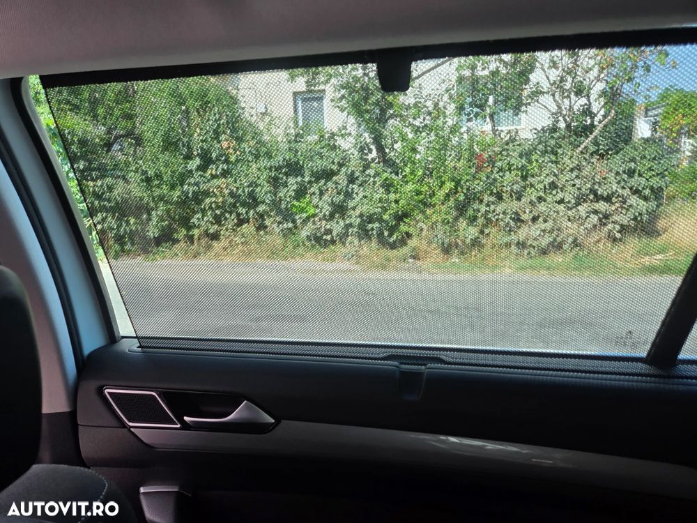 Volkswagen Passat 2.0 TDI SCR DSG Elegance - 18