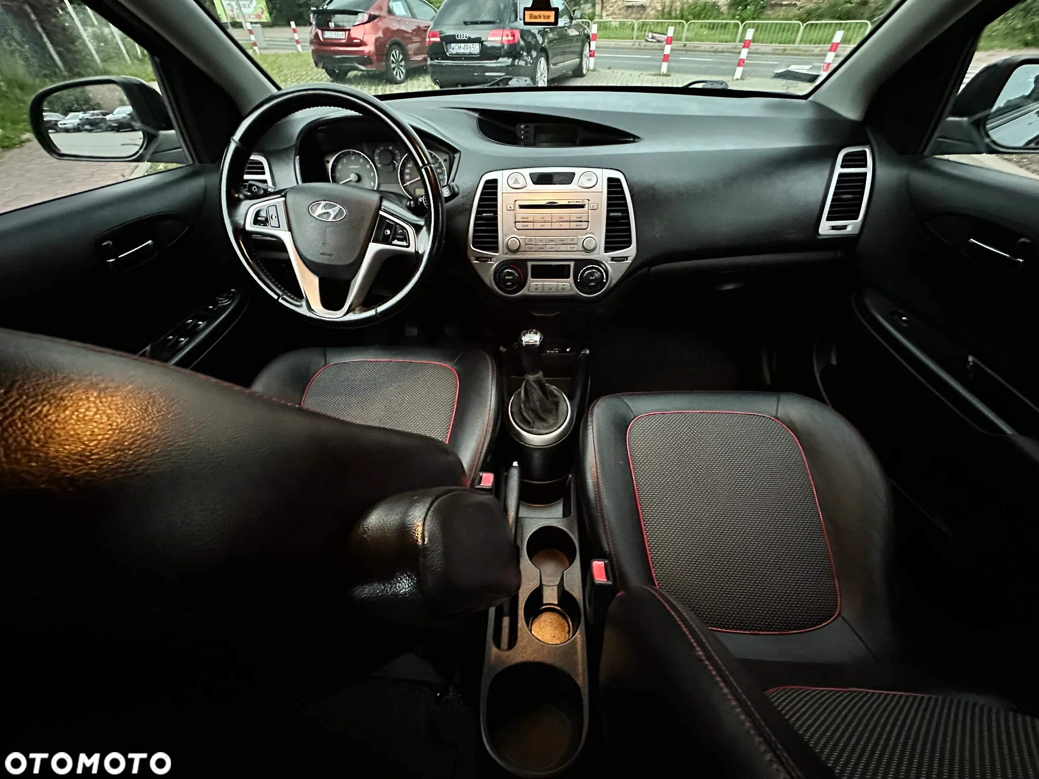 Hyundai i20 - 13