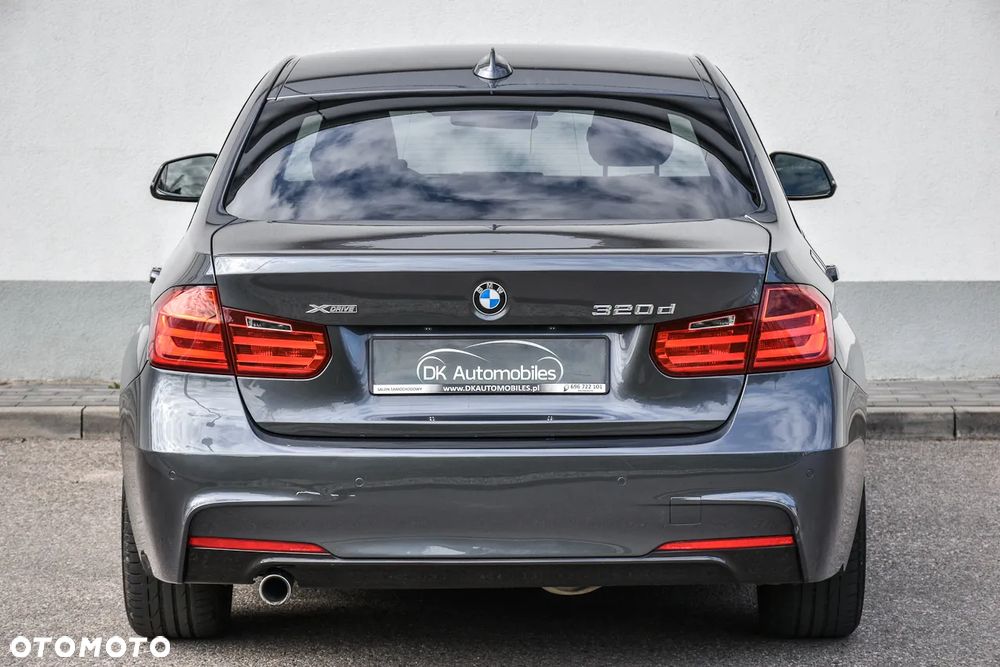 BMW Seria 3 320d DPF Edition Sport - 6