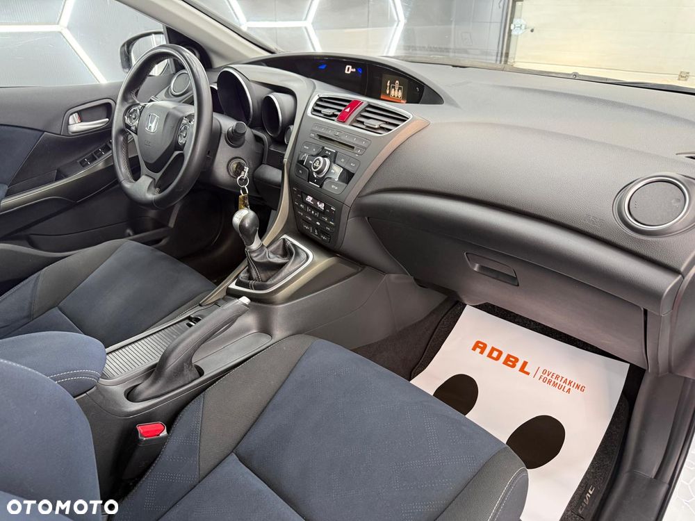 Honda Civic 1.8 i-VTEC Elegance - 30