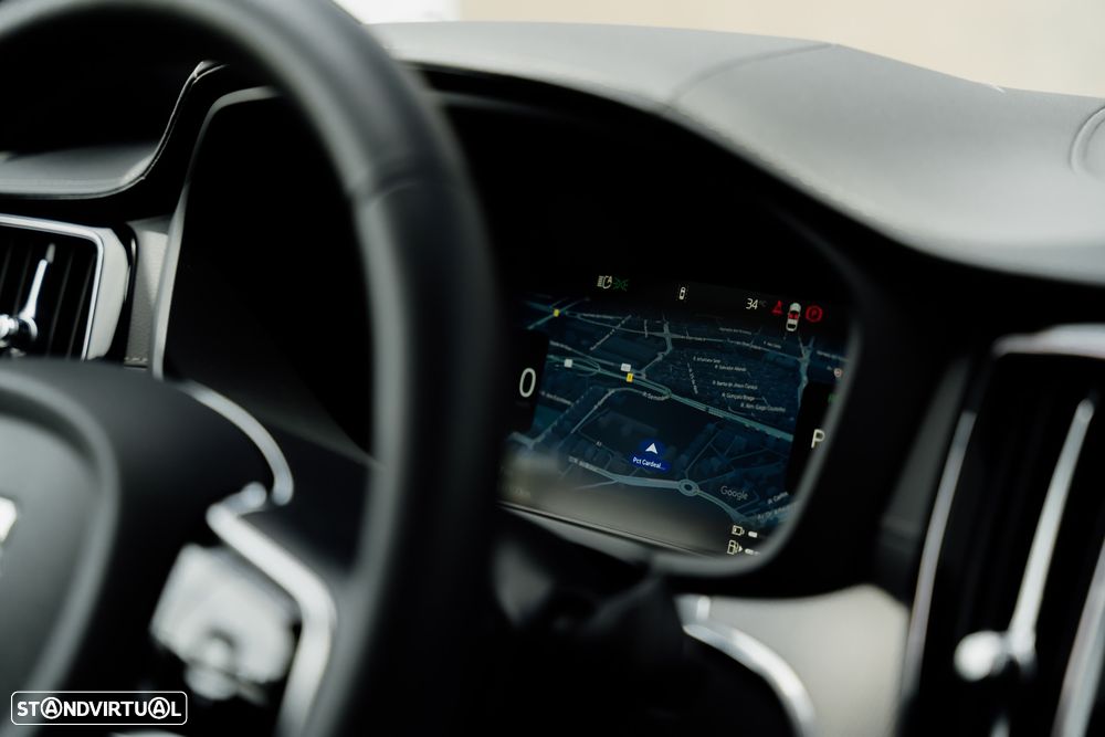 Volvo S60 T8 Recharge AWD Polestar Engineered - 38