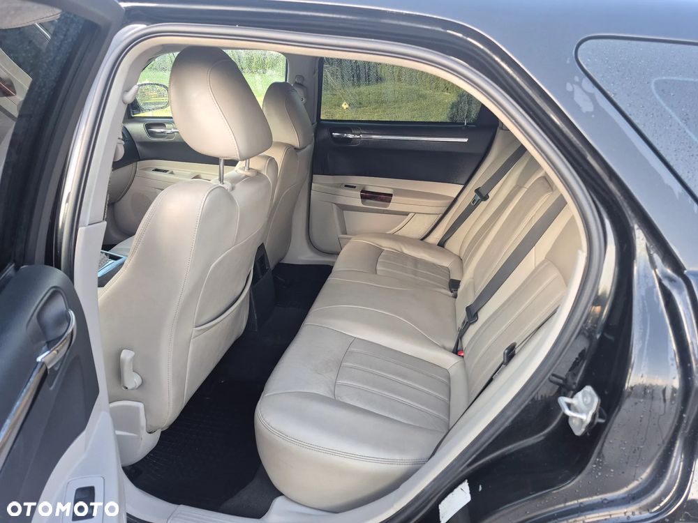 Chrysler 300C 3.0 V6 CRD - 4
