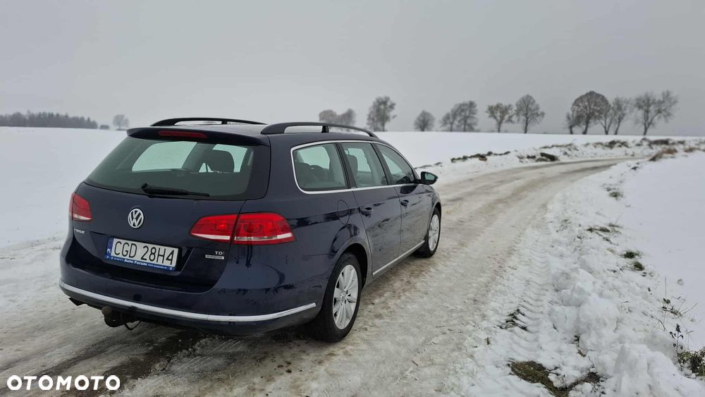 Volkswagen Passat 1.6 TDI Comfortline - 3