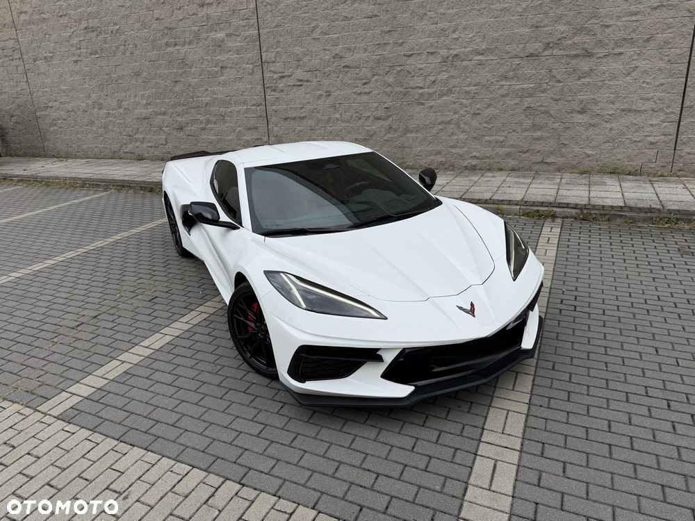 Chevrolet Corvette - 9