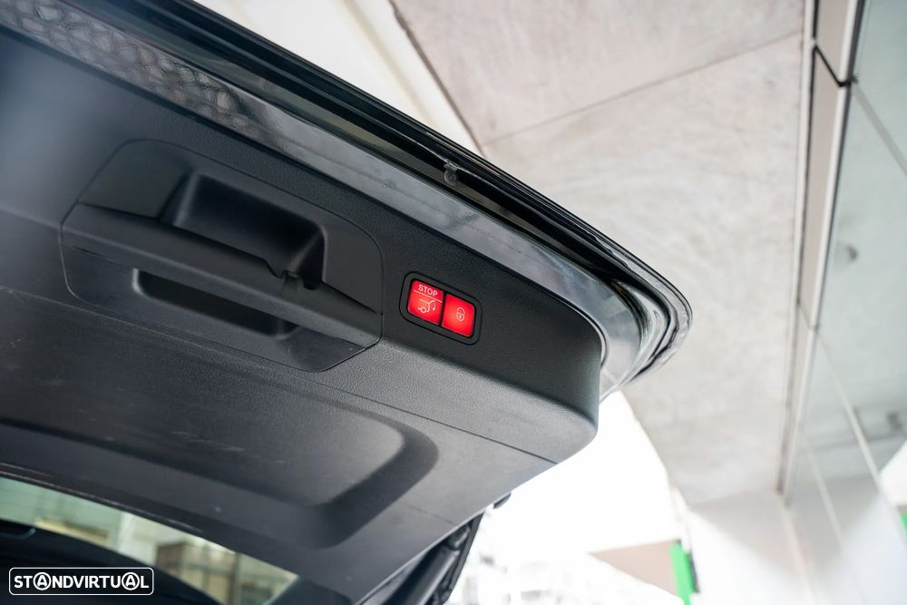 Mercedes-Benz GLS 400 d 4Matic - 36