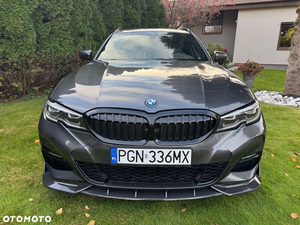 BMW 330E