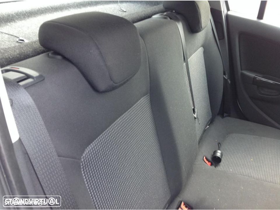 Opel Corsa 2012 Cdti para peças - 5