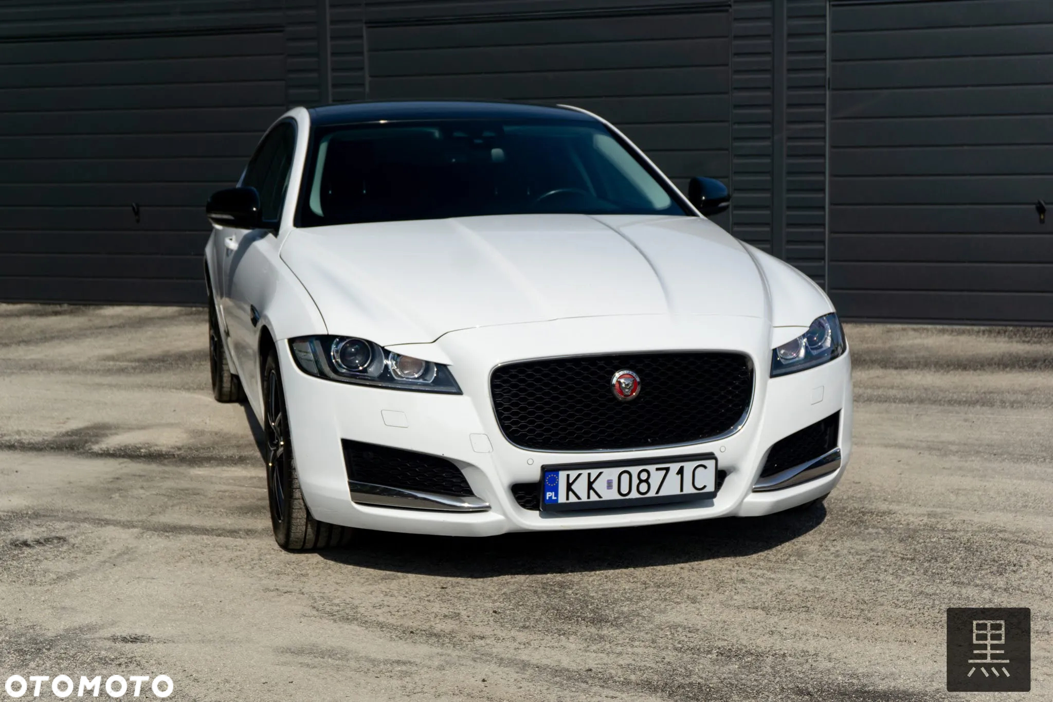 Jaguar XF 2.0 i4D Prestige - 3