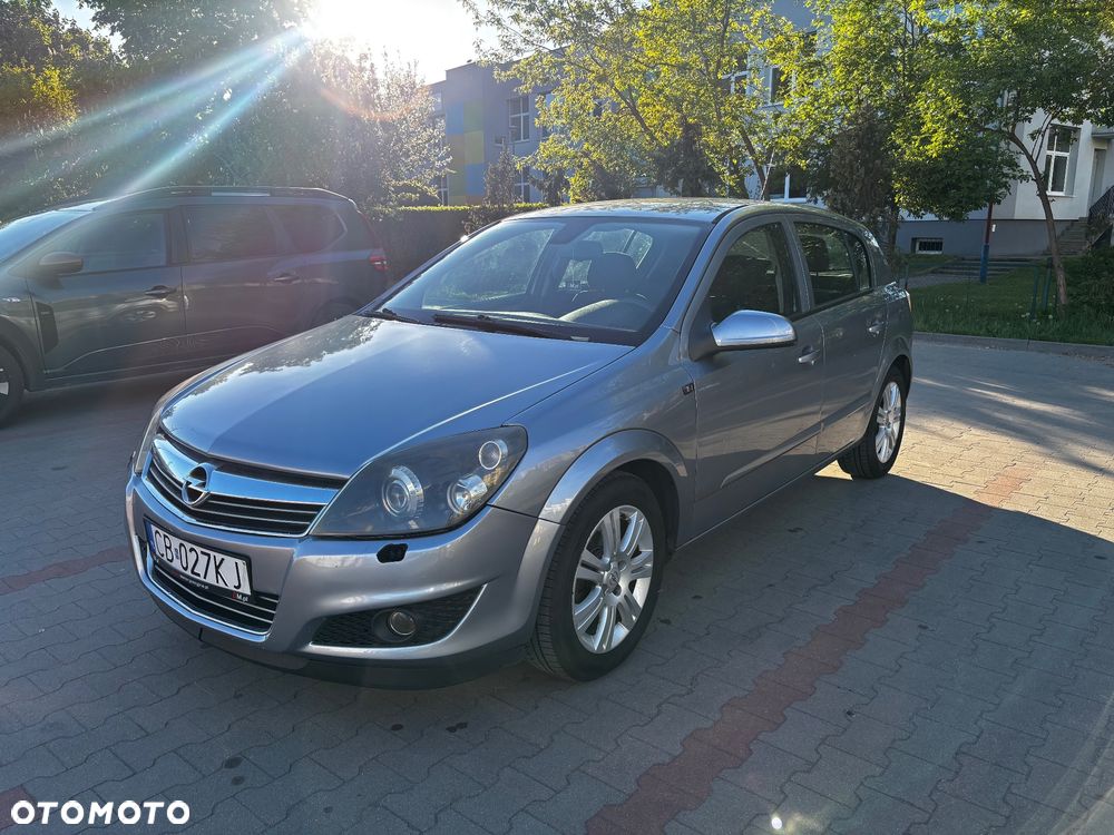 Opel Astra 1.4 - 11