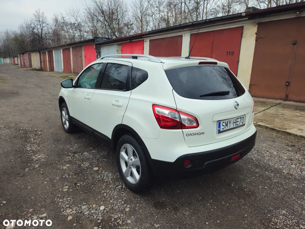 Nissan Qashqai - 4