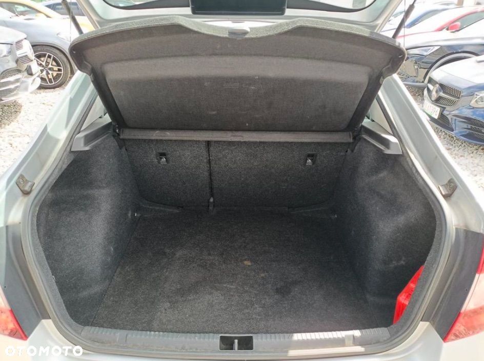 Skoda RAPID 1.0 TSI Ambition - 13