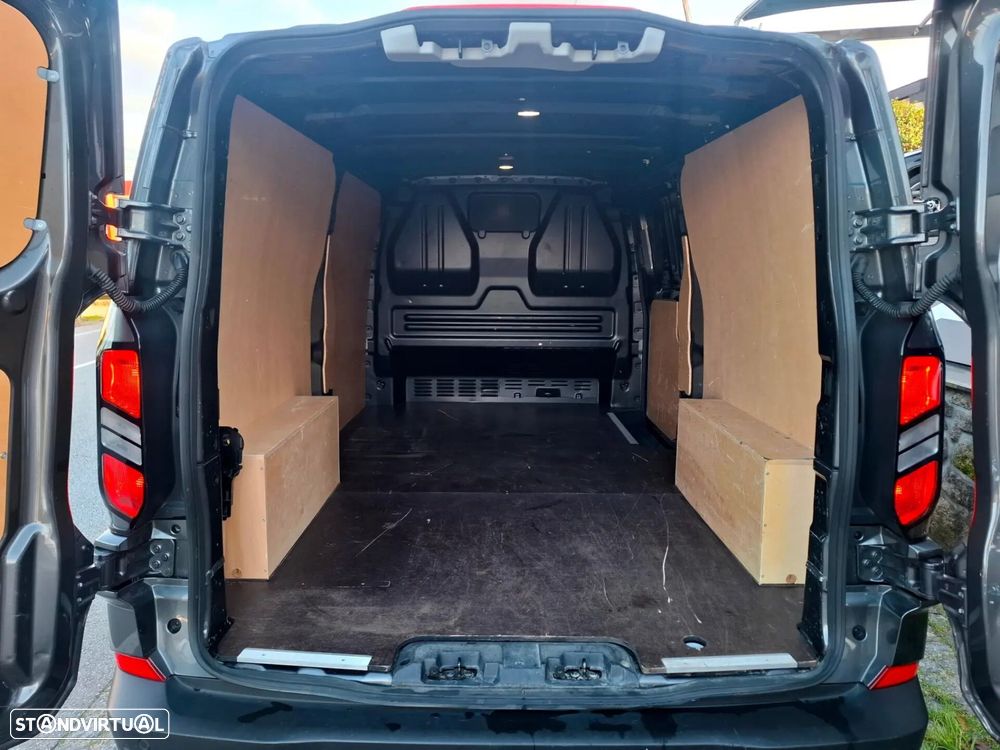 Ford Transit Custom 320 L2 2.0 EcoBlue Trend Aut. - 5