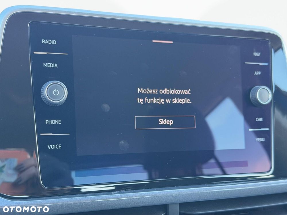 Volkswagen T-Roc 1.5 TSI Style DSG - 23