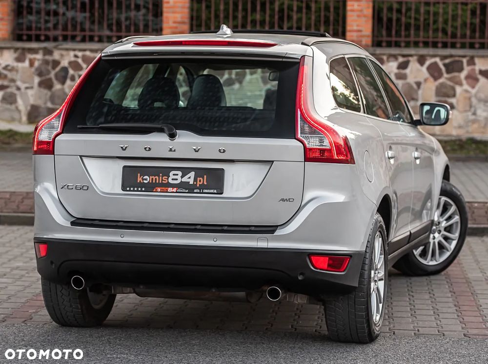 Volvo XC 60 T6 AWD Momentum - 10