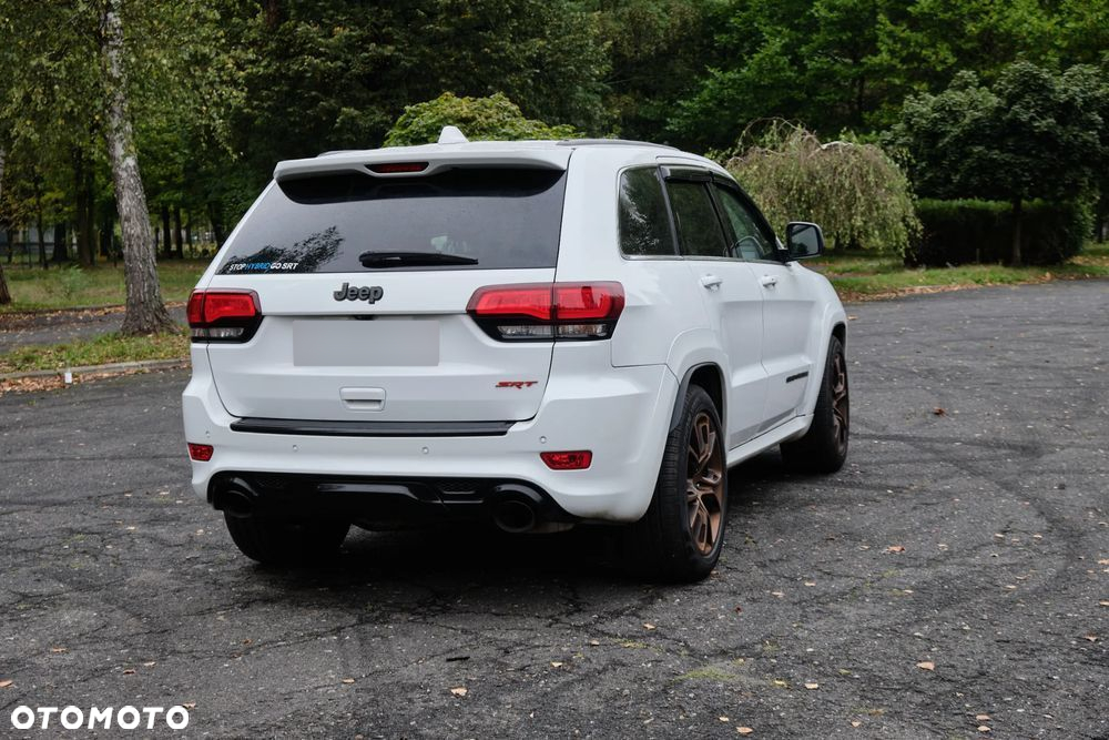Jeep Grand Cherokee 6.4 V8 SRT8 EU6 - 12