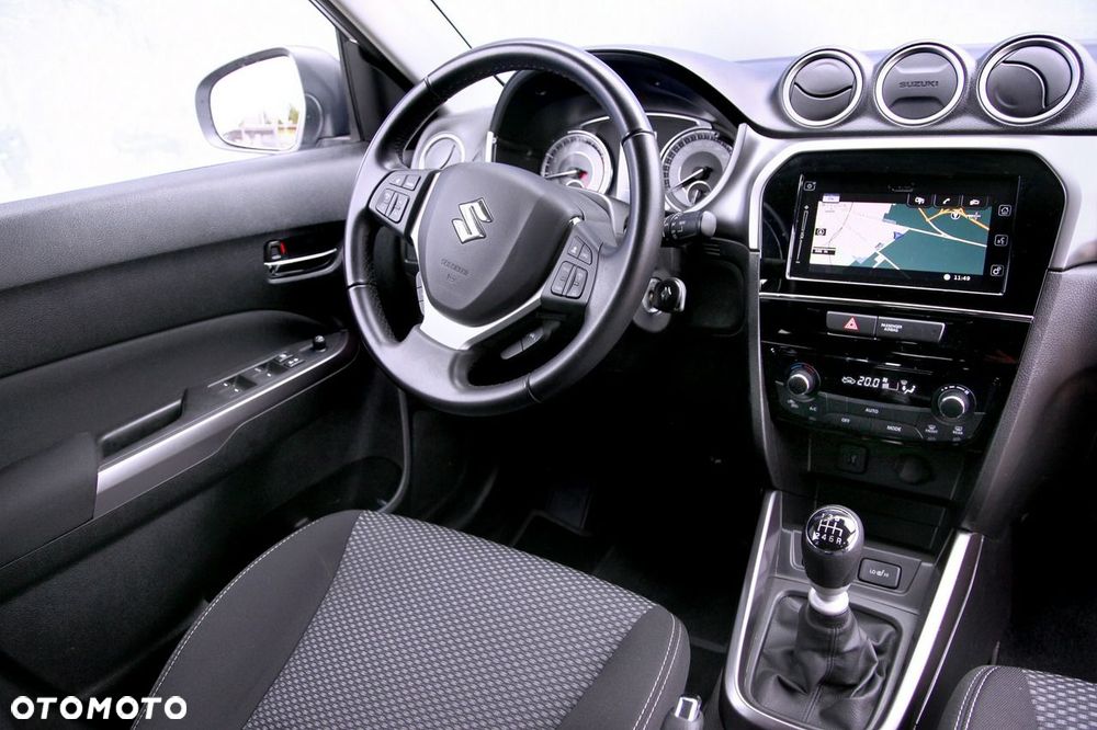 Suzuki Vitara - 16