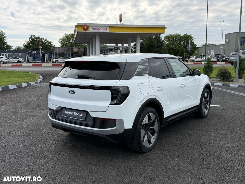 Ford Explorer - 7