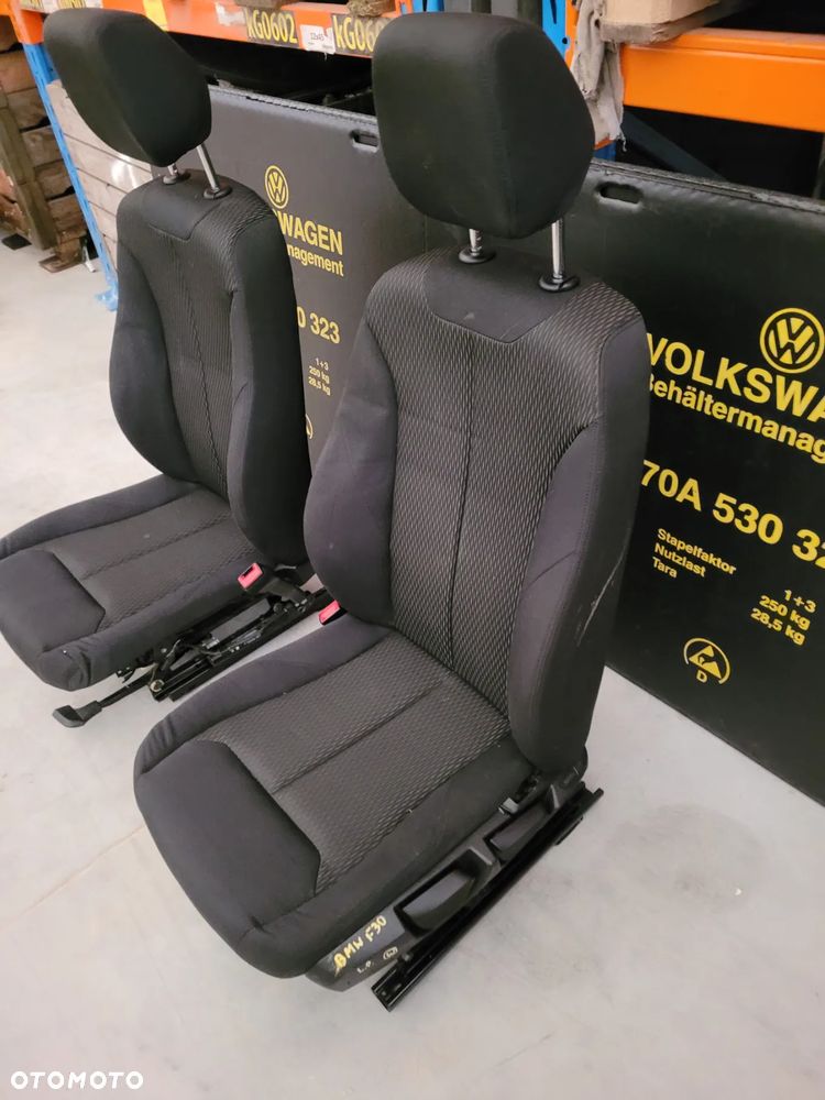 BMW | MERCEDES FOTEL / KANAPA  SERIA 5 / SERIA 3 / SERIA 2  W-246, B-KLASA - 23