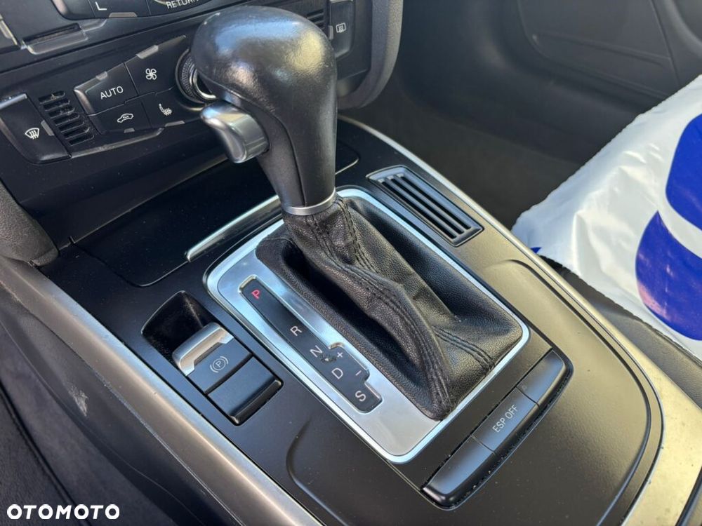 Audi A5 Coupé 2.7 TDI DPF multitronic - 8