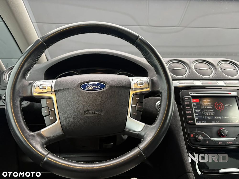 Ford S-Max 2.0 TDCi DPF Titanium - 12
