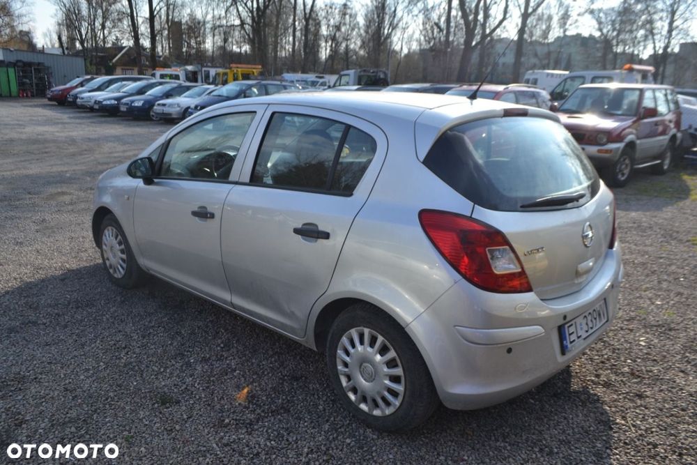Opel Corsa - 5