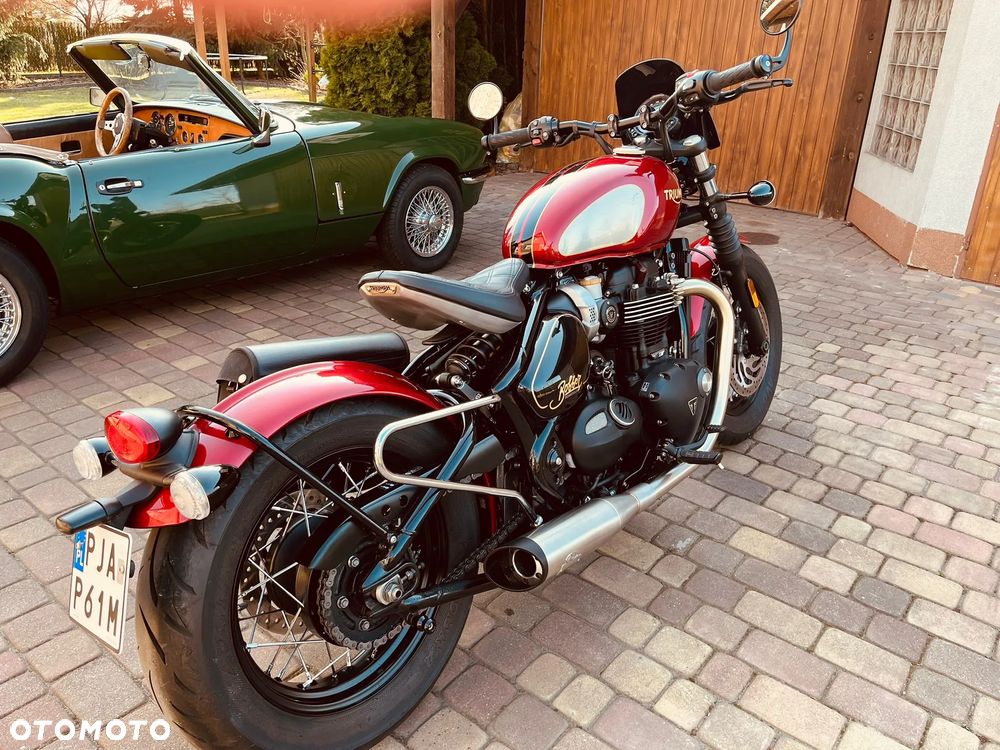 Triumph Bonneville Bobber - 7