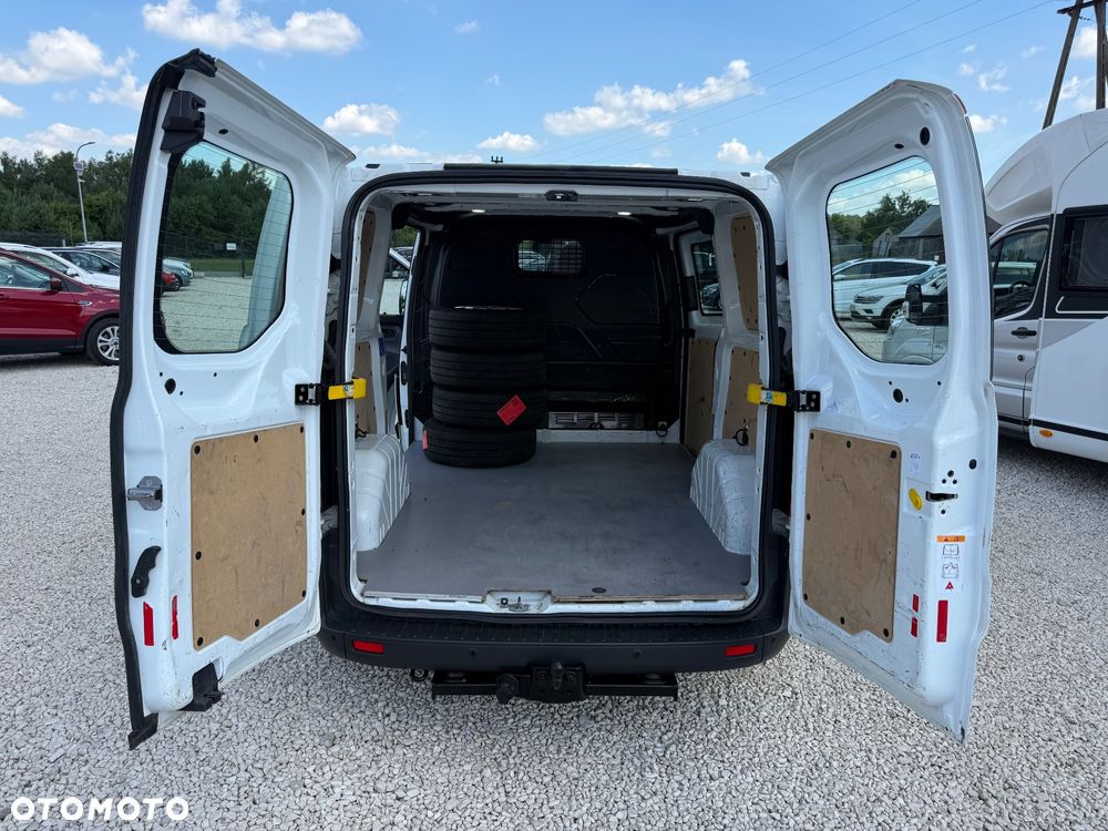 Ford Transit Custom - 14